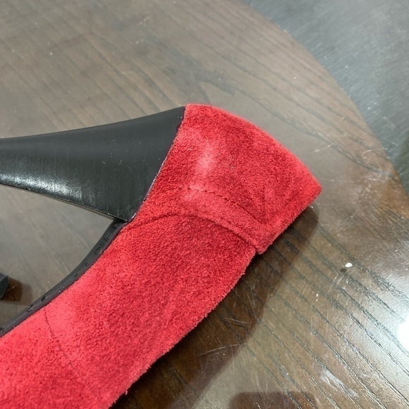 BCBGeneration Red Suede Leather round toe block heel pumps in size 7!new - Picture 8 of 17